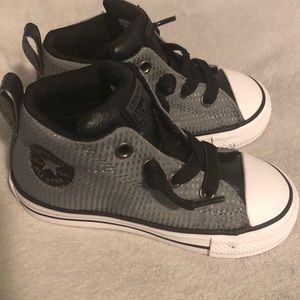 Toddler hightop converse sneakers